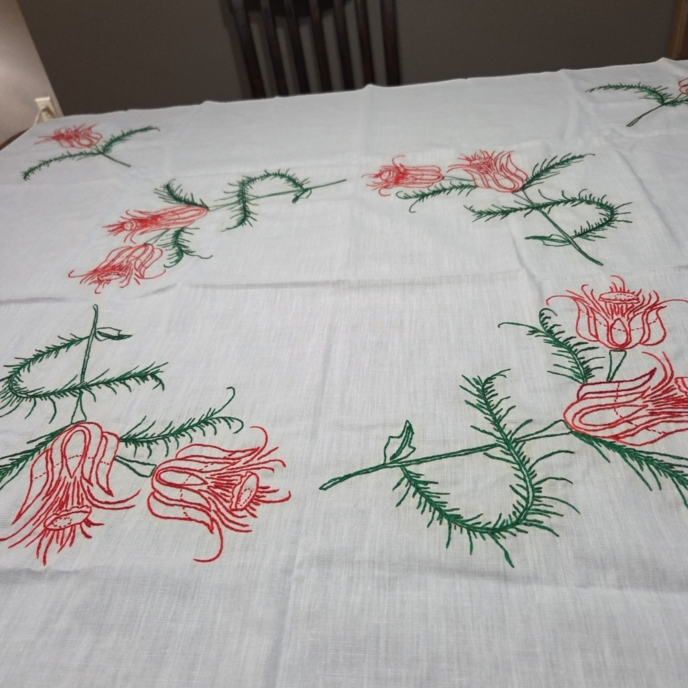 Elegant Floral Embroidered Tablecloth